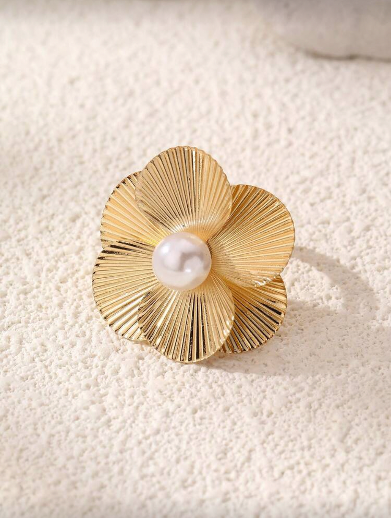 Anillos ajustables dorados con perlas